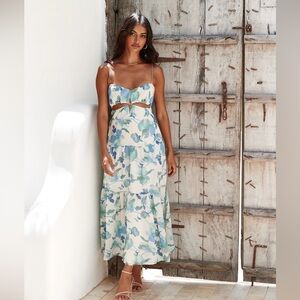Hello Molly Blue and Cream Floral Maxi Dress